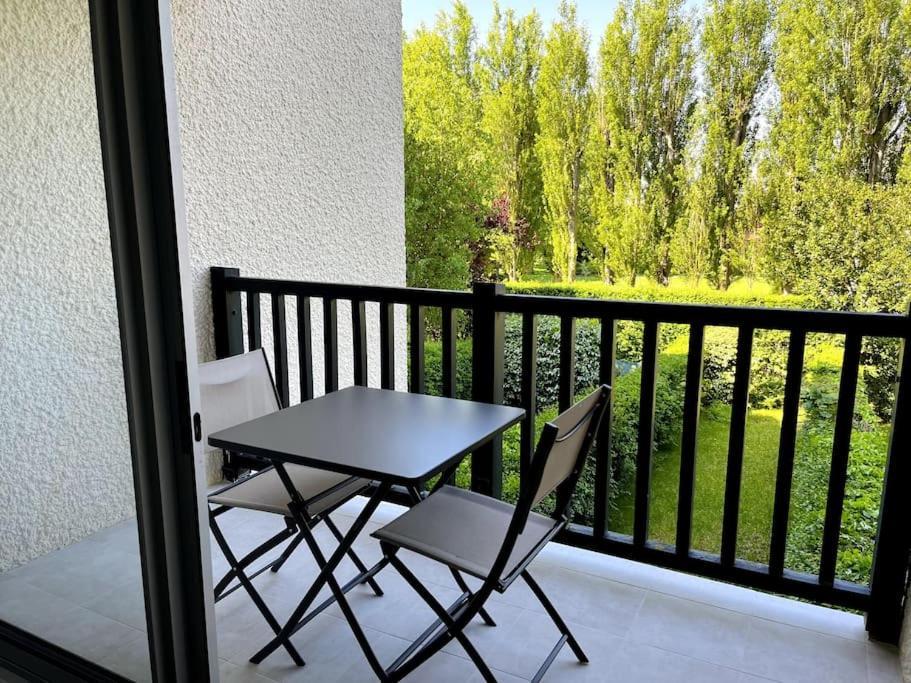 Le Garden - Studio Refait A Neuf Proche Mer Et Commerces Apartment กาบูร์ก ภายนอก รูปภาพ